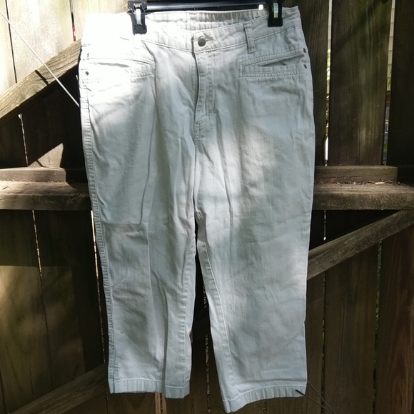 Riders by Lee Pants - Riders stone colored Capri pants